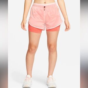 Nike Icon Clash Tempo Luxe Women's Mid-Rise Running Shorts in pink
